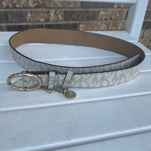 Michael Kors Mk Monogram Gold Buckle and Chain Belt -white 551802 Size M - Picture 2 of 4
